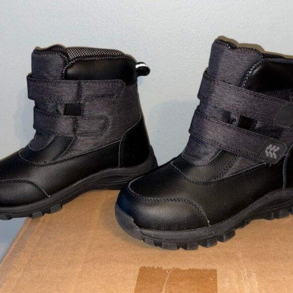 Boys Size 1 Thermolite Snowboots - Picture 2 of 6